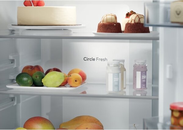 Candy Frigorifero da Incasso Combinato Capacit 382 Litri Classe energetica E Raffreddamento No Frost colore Bianco - CNBQT3719EW