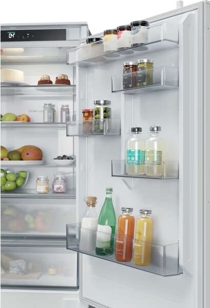 Candy Frigorifero da Incasso Combinato Capacit 382 Litri Classe energetica E Raffreddamento No Frost colore Bianco - CNBQT3719EW