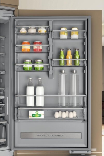 Whirlpool Frigorifero da Incasso Combinato Capacit 394 Litri Classe energetica D Raffreddamento No Frost colore Grigio - WH SP70 T262 P