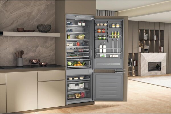 Whirlpool Frigorifero da Incasso Combinato Capacit 394 Litri Classe energetica D Raffreddamento No Frost colore Grigio - WH SP70 T262 P