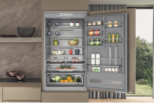 Whirlpool Frigorifero da Incasso Combinato Capacit 394 Litri Classe energetica D Raffreddamento No Frost colore Grigio - WH SP70 T262 P