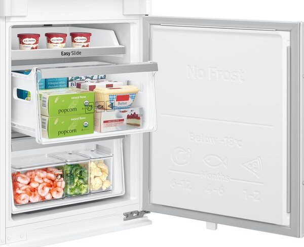 Samsung Frigorifero da Incasso Combinato No Frost Inverter Classe energetica E 256 Litri - BRB260089WW