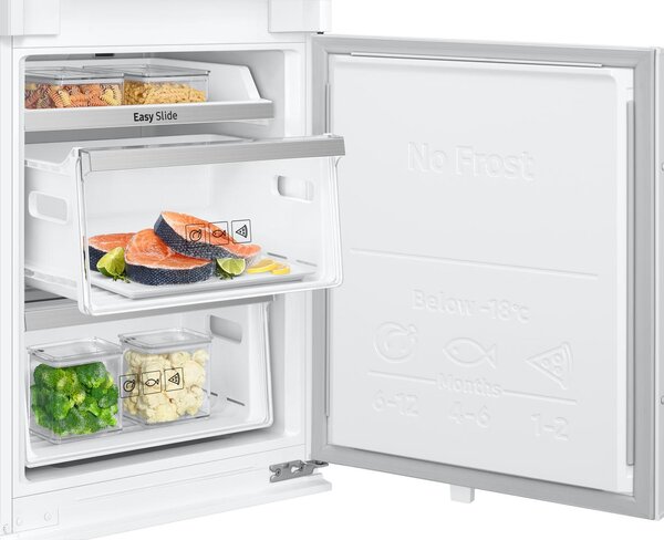 Samsung Frigorifero da Incasso Combinato No Frost Inverter Classe energetica E 256 Litri - BRB260089WW
