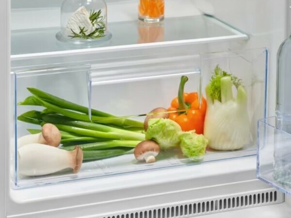 Electrolux Frigorifero da Incasso Doppia Porta Capacit 218 Litri Classe energetica E Raffreddamento LowFrost - KTS5LE14T