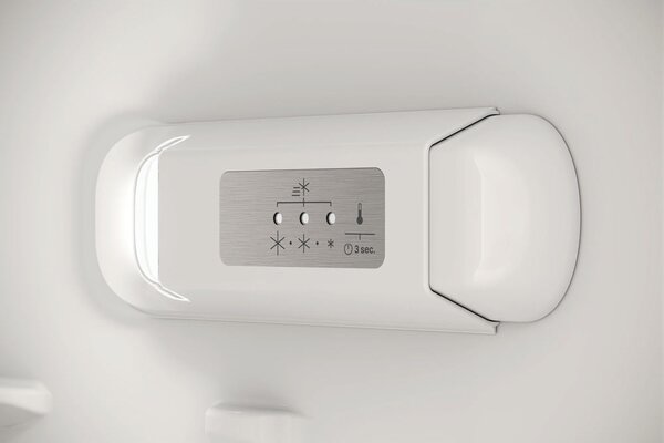 Hotpoint Ariston Frigorifero da Incasso Monoporta 306 Litri Classe E Raffreddamento Statico - HASD18A011A1