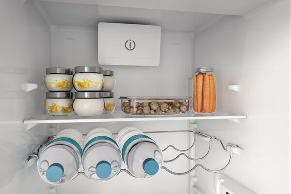 Indesit Frigorifero da Incasso Monoporta Capacit 306 Litri Classe energetica E Raffreddamento Ventilato colore Bianco - INSD18A011B1