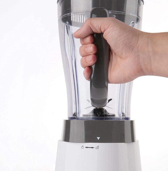 Black & Decker Frullatore con Bicchiere Capacit 1,5 Litri Lame in Acciaio Inox Potenza 500 watt colore Nero Bianco - BXJB500E