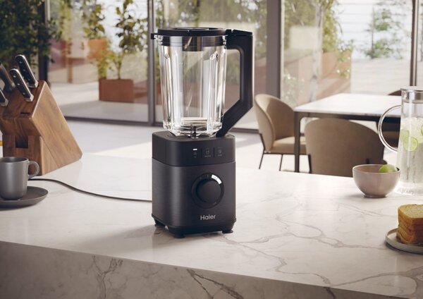 Haier Frullatore con Bicchiere Capacit 2 Litri Potenza 1200 Watt con 6 Lame in Acciaio colore Grigio - I-Master Serie 5 HBL5B2 011