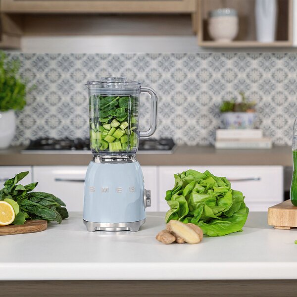 Smeg Frullatore con Bicchiere1,5 Litri Potenza 800 watt Tritaghiaccio colore Azzurro - BLF03PBEU 50's Style