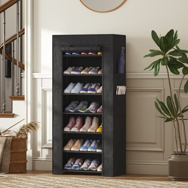 HOMCOM Scarpiera stretta a 7 livelli per 14-21 paia di scarpe con copertura in TNT e 2 tasche, nero | Aosom Italy