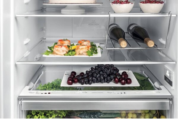 Hotpoint Ariston HA70BE 72 X Frigorifero Combinato No Frost Capacit 444 Litri Classe energetica E colore Inox