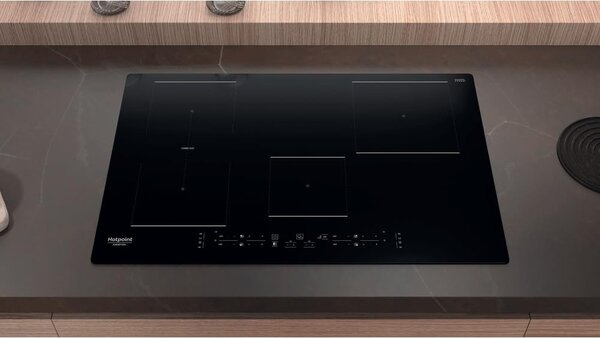 Hotpoint Ariston HB 0577B NE Piano Cottura Induzione 4 Fuochi 77 cm colore Nero