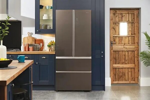 Haier HB18FGSAAA Frigorifero Americano 4 porte Side by Side 508 Litri Classe E No Frost / Multi Airflow colore Titanio