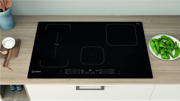 Indesit IB 21B77NE Piano Cottura Induzione 4 Fuochi 77 cm Vetroceramica colore Nero