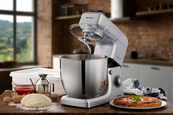 Ariete Impastatrice Planetaria Multifunzione Capacit Ciotola 10 Litri 6 Velocit + Pulse Potenza 2000W colore Inox 1576 Gourmet Supreme - 00C15760