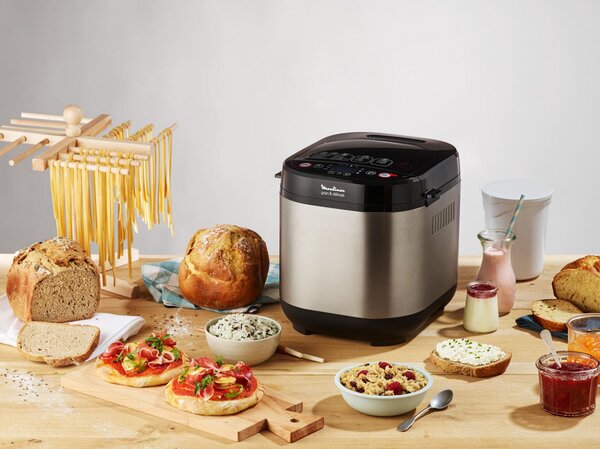Moulinex Macchina Pane Potenza 650 Watt Capacit 1 Kg 17 Programmi Timer 3 livelli cottura - OW240E
