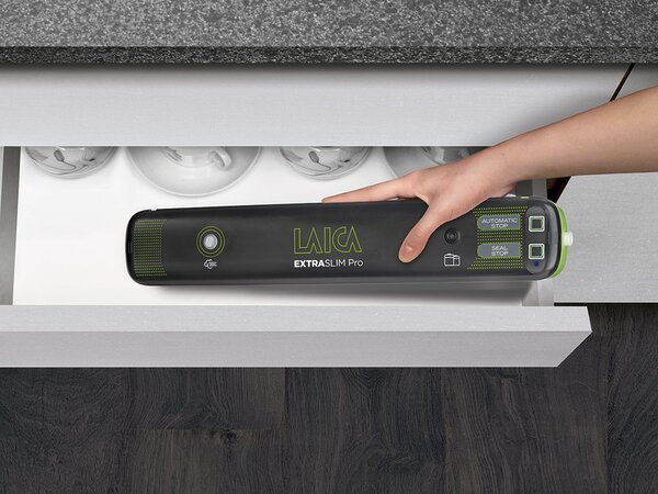 LAICA Macchina per sottovuoto automatica Potenza 85 Watt Capacit di aspirazione 9 lt/min colore Nero Verde - 161307 PRO VT3104