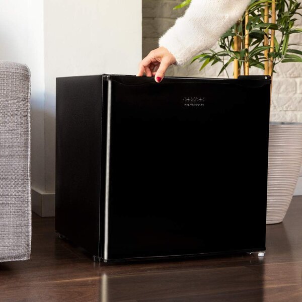 Cecotec Mini Frigo Bar Frigorifero Piccolo Capacit 46 Litri Classe energetica F colore Nero - 02311 GrandCooler 20000 Silent