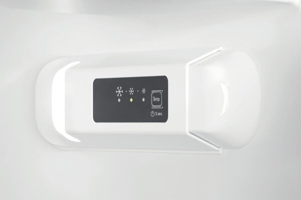Hotpoint Ariston Mini Frigo da Incasso Sottopiano Capacit 126 Litri Classe energetica E Raffreddamento Statico - HABUF011