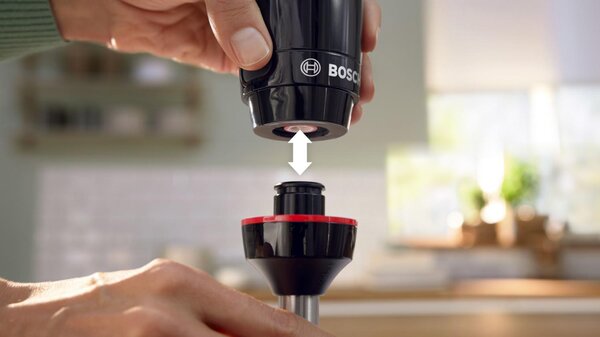 Bosch Minipimer Frullatore a immersione con bicchiere 1000 Watt - MSM4B610