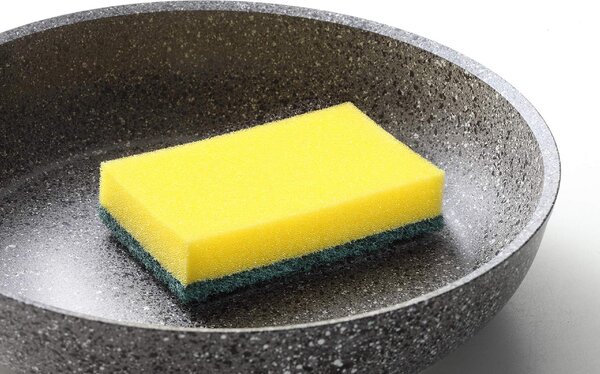 Accademia Mugnano Padella in Alluminio Forgiato Saltapasta 28 cm Cuore di Pietra