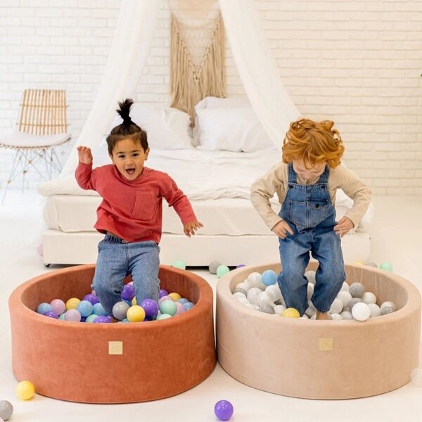 Piscina di palline color crema in velluto a coste ø 90x30 cm Montessori – Meowbaby