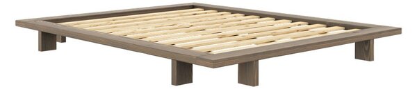 Hnědá dvoulůžková postel z borovicového dřeva s roštem 160x200 cm Japan – Karup Design
