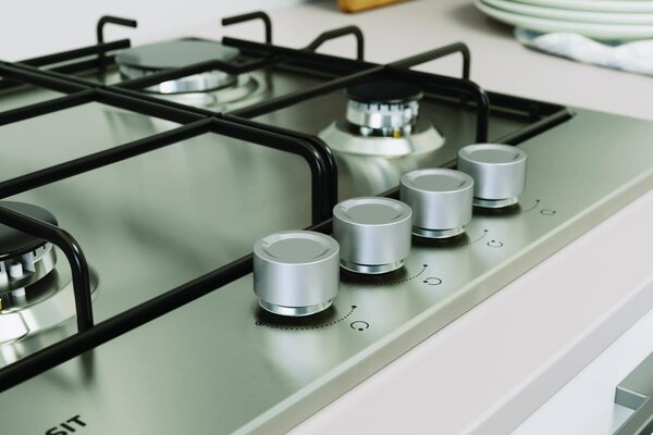 Indesit Piano Cottura 4 Fuochi a Gas Larghezza 58 cm in Acciaio Inox colore Inox - THP 642 IX/I 1