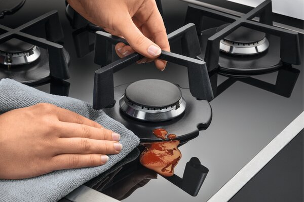 Aeg Piano Cottura 5 Fuochi a Gas Larghezza 70 cm (1 Bruciatore Wok) in Vetroceramica colore Nero - HG795450XB