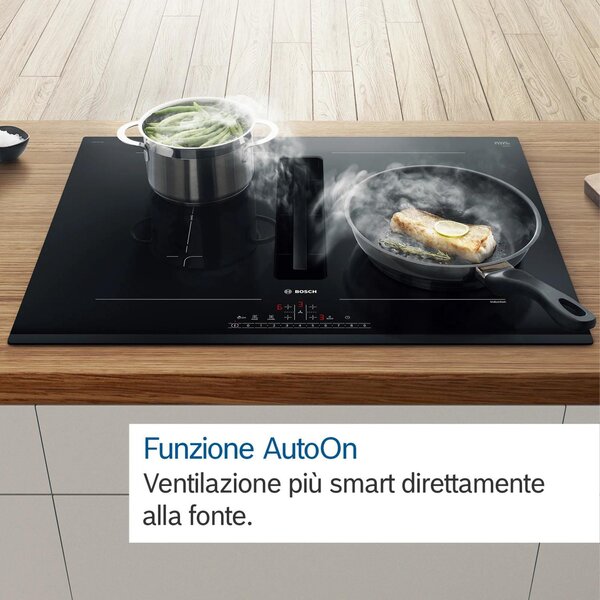 Bosch Piano Cottura a Induzione con Cappa Integrata Aspirante 4 Fuochi Larghezza 80 cm colore Nero - PVQ811H26E Serie 6
