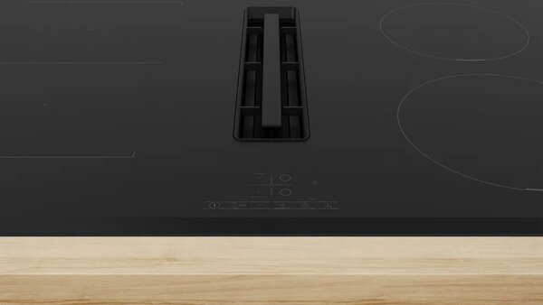 Bosch Piano Cottura a Induzione con Cappa Integrata Aspirante 4 Fuochi Larghezza 80 cm in Vetroceramica colore Nero - PVS831B16E Serie 4