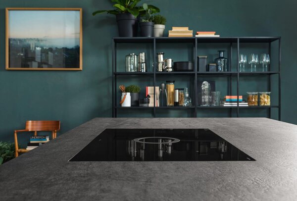 Elica Piano Cottura a Induzione con Cappa Integrata Aspirante 4 Fuochi Larghezza 83 cm colore Nero - PRF0196328 NikolaTesla Switch EVO BL/A/83
