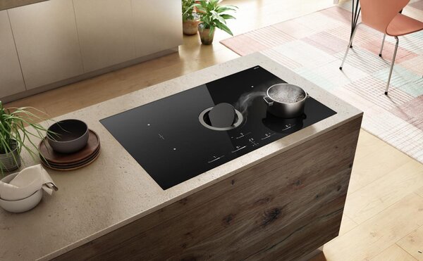Elica Piano Cottura a Induzione con Cappa Integrata Aspirante 4 Fuochi Larghezza 83 cm in Vetro colore Nero - PRF0196335 NikolaTesla Switch Glow EV