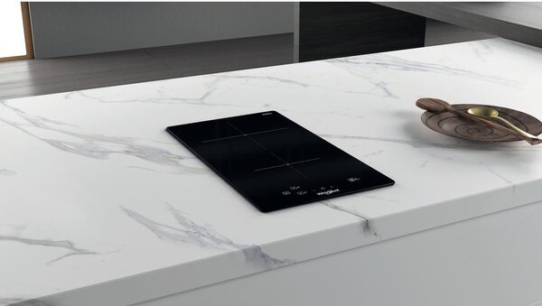 Whirlpool Piano Cottura Induzione 2 Fuochi Larghezza 28 cm in Vetroceramica colore Nero - WS Q0530 NE