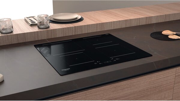 Hotpoint Ariston Piano Cottura Induzione 4 Fuochi 60 cm colore Nero - HQ 2260S NE