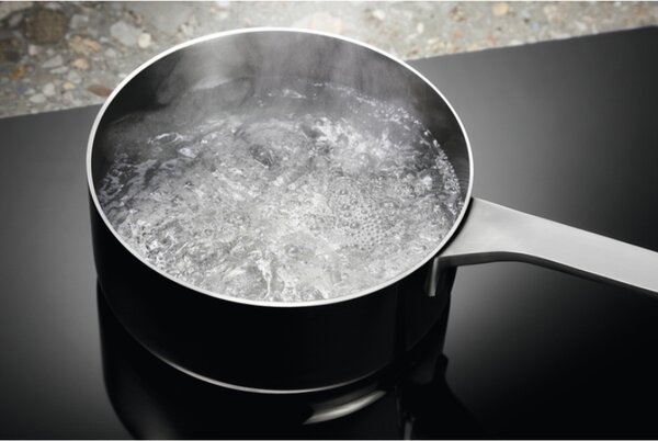 Electrolux Piano Cottura Induzione 4 Fuochi 60 cm da Incasso Vetroceramica colore Nero - Serie 300 EIB60424CK