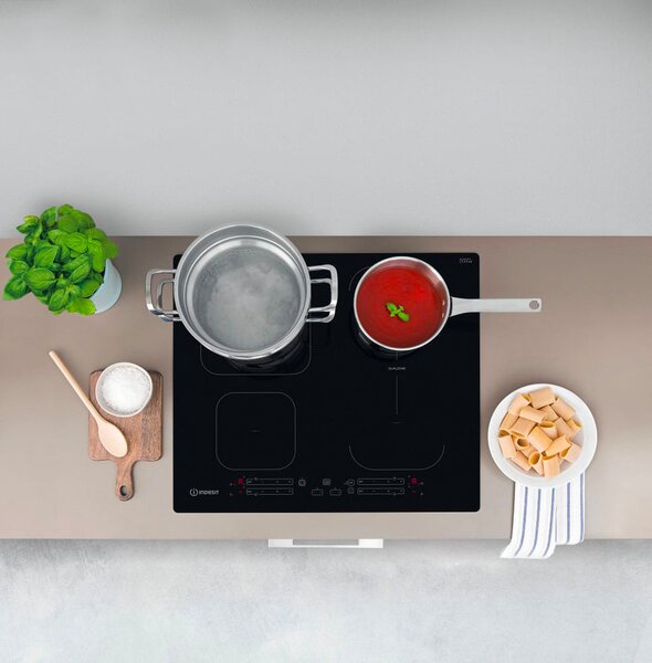 Indesit Piano Cottura Induzione 4 Fuochi 60 cm Vetroceramica colore Nero - IB 65B60 NE