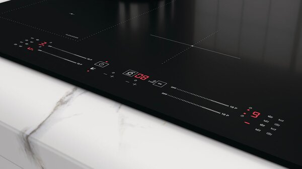 Whirlpool Piano Cottura Induzione 4 Fuochi da 80 cm in Vetroceramica colore Nero - WL S3377 BF