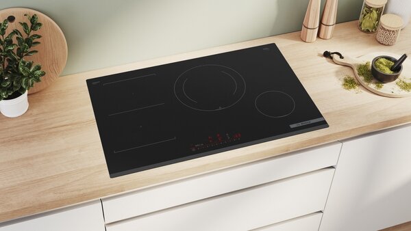 Bosch Piano Cottura Induzione 4 Fuochi Larghezza 80 cm in Vetroceramica colore Nero - PVS831HC1E Serie 6