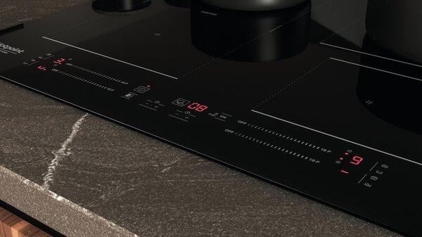 Hotpoint Ariston Piano Cottura Induzione 4 Fuochi Potenza 7200 Watt 59 cm in Vetroceramica colore Nero - PC AR HS 4960C