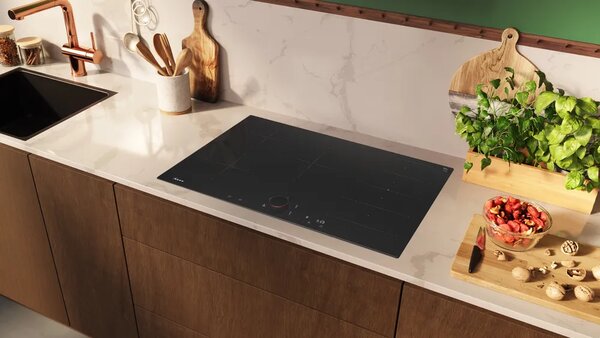 NEFF Piano Cottura Induzione 5 Fuochi Larghezza 80 cm in Vetroceramica colore Nero - T68PYV4C0 N 90