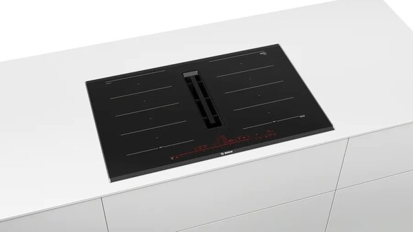 Bosch Piano Cottura Induzione con Cappa Integrata Filtrante 4 Fuochi Larghezza 82 cm in Ceramica colore Nero - PXX875D57E Serie 8