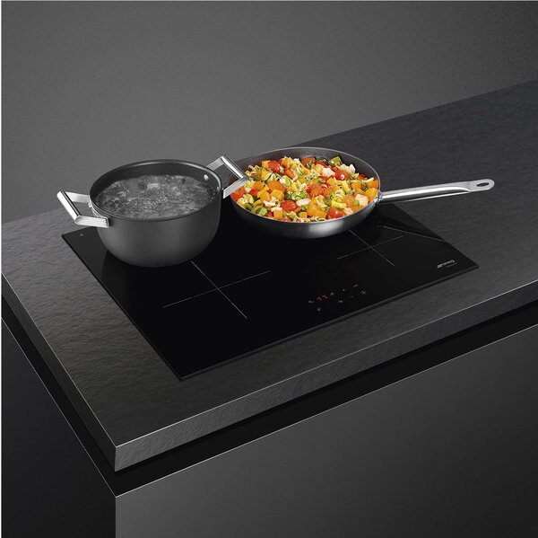 Smeg Piano Cottura Induzione Elettrico 4 Fuochi da Incasso Larghezza 60 cm in Vetroceramica colore Nero - SI2641D