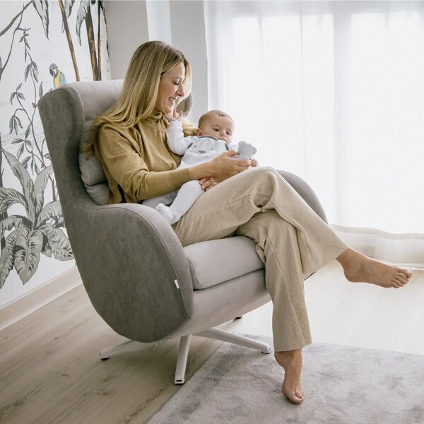 Micuna Poltrona a Dondolo Moderna in Tessuto Antimacchia Dimensioni 98x73x96 colore Beige/Marrone - Mar