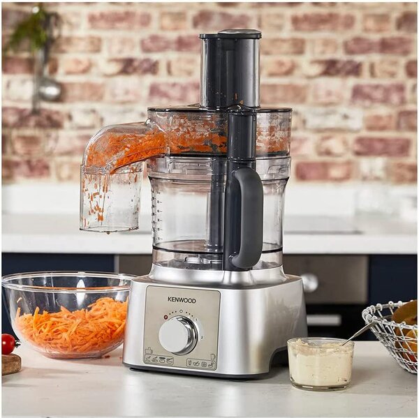 Kenwood Robot da Cucina Capacit 3 Litri Impastatrice 1000 watt colore Silver FDP 65.590 SI