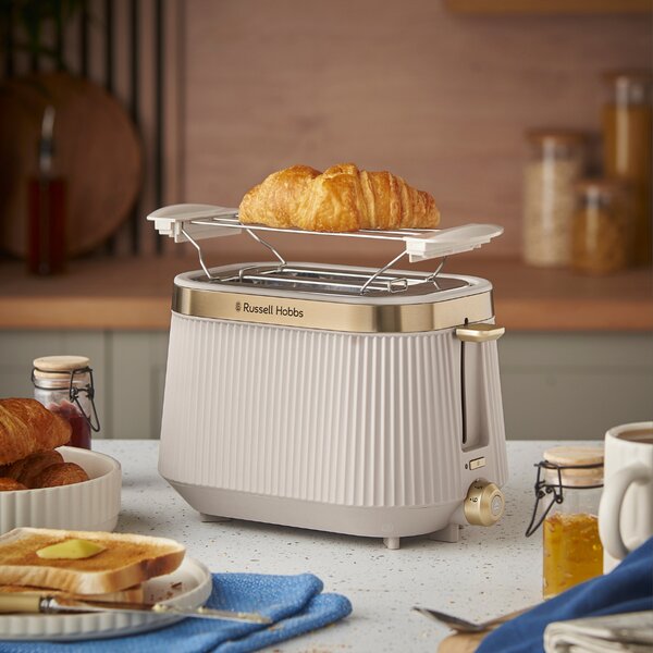 Russell Hobbs Tostapane 2 Fette Potenza 980 Watt 6 Livelli di Doratura Funzione scongelamento colore Oro - 26761-56 Bronte