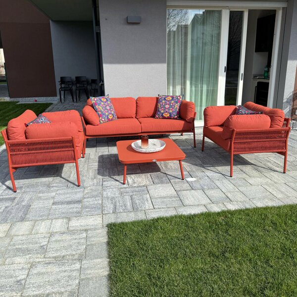 VivaGarden Salotto da Giardino con Divano 2 Posti 2 Poltrone e Tavolino con Cuscini in Allumino/Corda colore Rosso - Belm