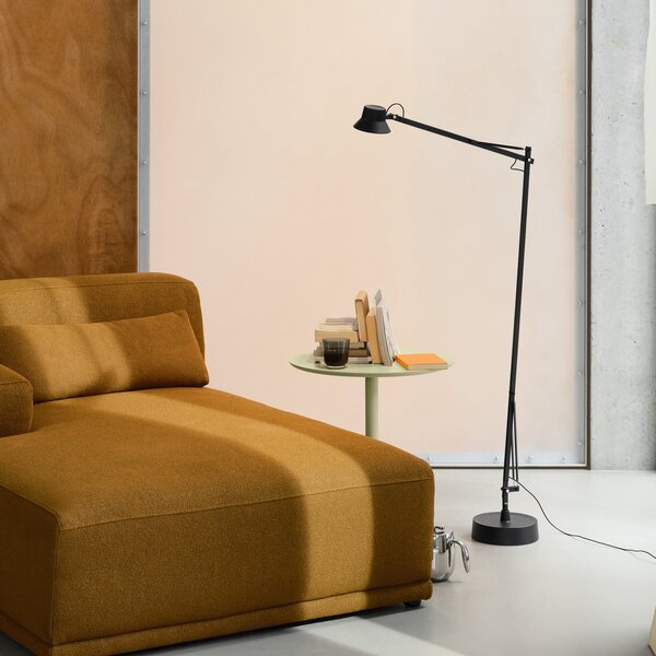 Lampada da terra Muuto, dimmerabile, Nero, Soggiorno, Alluminio, Moderno