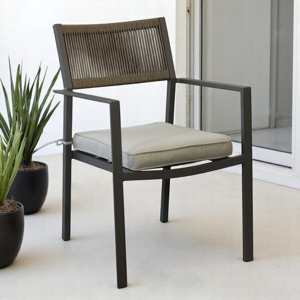 VivaGarden Sedia per Esterni Impilabile in Alluminio/Corda con Cuscino Dimensioni 55.5x62x83.5 cm colore Taupe/Beige - Marracash