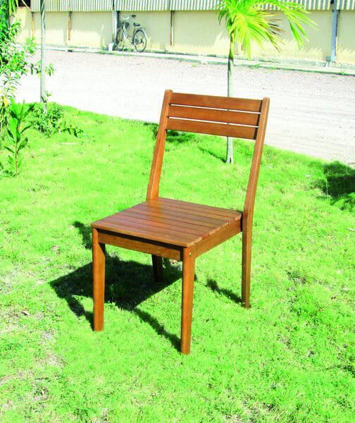 Tata Linda Sedia per Esterni Impilabile Set 2 Sedie da Giardino in Legno Dimensioni 57x47x90 cm colore Legno - Ravello